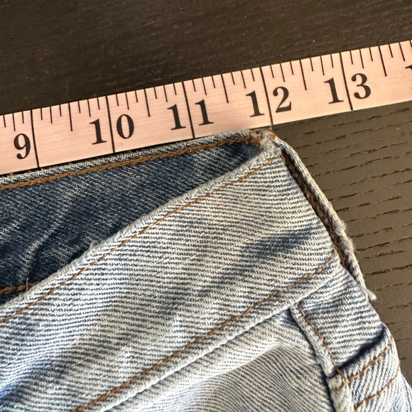 Brandy Melville John Galt Medium Wash Straight Leg Denim Jeans Size Small EUC - Picture 11 of 13